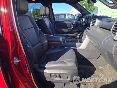 2024 Toyota Sequoia Platinum - zdjęcie 16 z 22 - miniatura