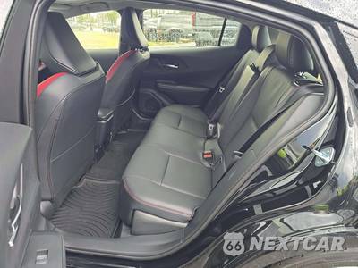 2026 Toyota Prius Plug-In Hybrid XSE - zdjęcie 10 z 20 - miniatura