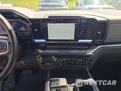 2024 Chevrolet Silverado 1500 LTZ Crew Cab Short Bed 1LZ - zdjęcie 7 z 24 - miniatura
