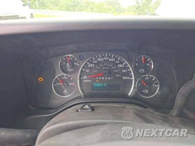 2014 Chevrolet Express 3500 Cutaway 1WT DRW - zdjęcie 6 z 26 - miniatura