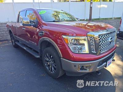 2018 Nissan TITAN XD Platinum Reserve Crew Cab Medium Bed - zdjęcie 4 z 28 - miniatura