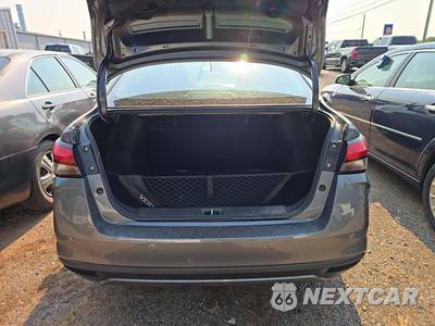 2025 Nissan Versa S - zdjęcie 14 z 23 - miniatura