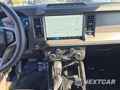 2025 Ford Bronco Badlands Advanced - zdjęcie 7 z 20 - miniatura