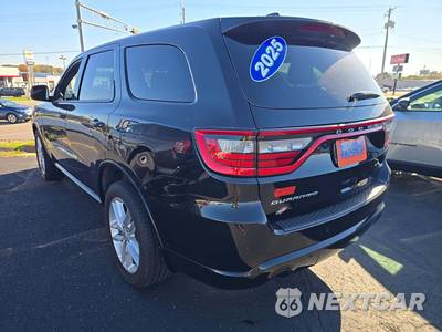 2025 Dodge Durango GT - zdjęcie 2 z 29 - miniatura