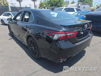 2024 Toyota Camry XSE - zdjęcie 2 z 28 - miniatura
