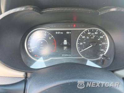 2020 Nissan Versa SV - zdjęcie 9 z 28 - miniatura