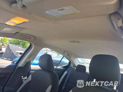 2020 Nissan Versa SV - zdjęcie 11 z 28 - miniatura