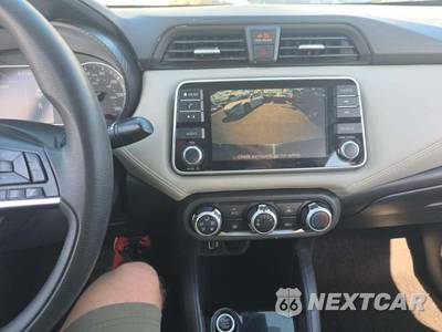 2020 Nissan Versa SV - zdjęcie 10 z 28 - miniatura
