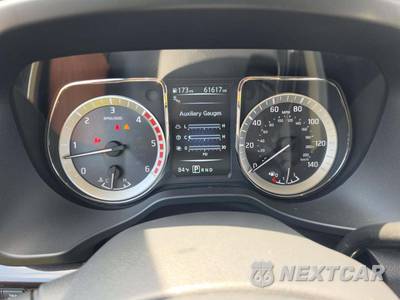 2017 Nissan TITAN XD SV Crew Cab Medium Bed - zdjęcie 6 z 37 - miniatura