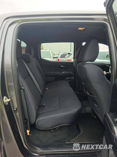 2016 Toyota Tacoma TRD Sport Crew Cab Medium Bed - zdjęcie 13 z 44 - miniatura