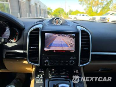 2018 Porsche Cayenne - zdjęcie 7 z 23 - miniatura