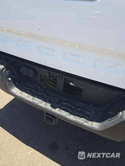 2023 Toyota Tacoma SR Extended Cab Long Bed w/Rear Doors - zdjęcie 23 z 30 - miniatura