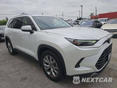 2024 Toyota Grand Highlander Limited - zdjęcie 4 z 26 - miniatura