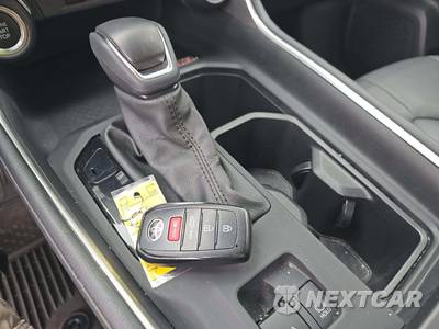 2024 Toyota Grand Highlander Limited - zdjęcie 8 z 26 - miniatura