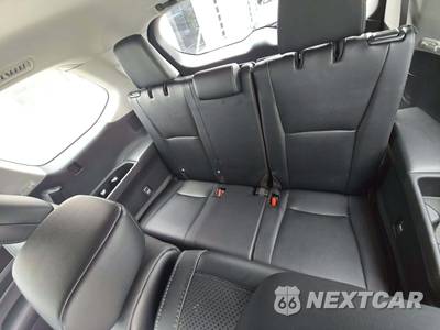 2024 Toyota Grand Highlander Limited - zdjęcie 14 z 26 - miniatura