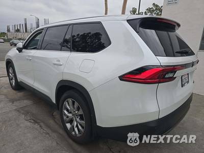 2024 Toyota Grand Highlander Limited - zdjęcie 2 z 26 - miniatura
