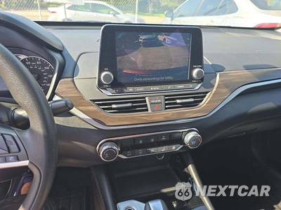2023 Nissan Altima SV - zdjęcie 10 z 25 - miniatura