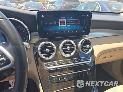 2020 Mercedes-Benz GLC 300 4MATIC - zdjęcie 10 z 27 - miniatura