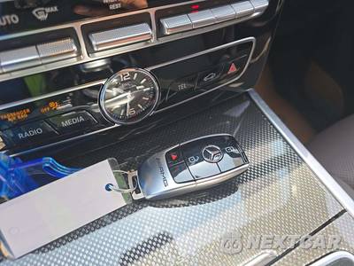 2024 Mercedes-Benz AMG G 63 4MATIC - zdjęcie 8 z 25 - miniatura
