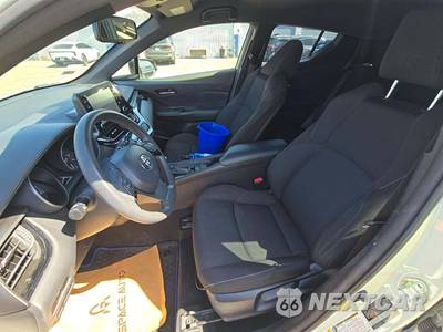 2019 Toyota C-HR LE - zdjęcie 6 z 26 - miniatura