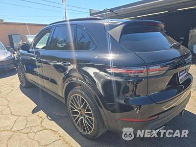 2019 Porsche Cayenne - zdjęcie 2 z 26 - miniatura