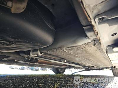 2011 Nissan Versa 1.8 SL Hatchback - zdjęcie 17 z 33 - miniatura