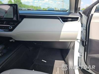 2026 Toyota Corolla Cross L - zdjęcie 19 z 20 - miniatura