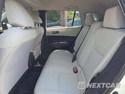 2026 Toyota Corolla Cross L - zdjęcie 13 z 20 - miniatura