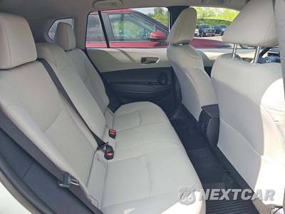 2026 Toyota Corolla Cross L - zdjęcie 16 z 20 - miniatura