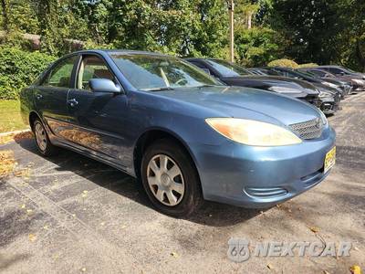 2004 Toyota Camry LE - zdjęcie 4 z 34 - miniatura
