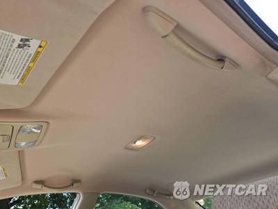 2004 Toyota Camry LE - zdjęcie 11 z 34 - miniatura