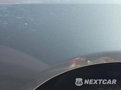 2004 Toyota Camry LE - zdjęcie 33 z 34 - miniatura