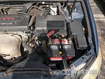 2004 Toyota Camry LE - zdjęcie 34 z 34 - miniatura