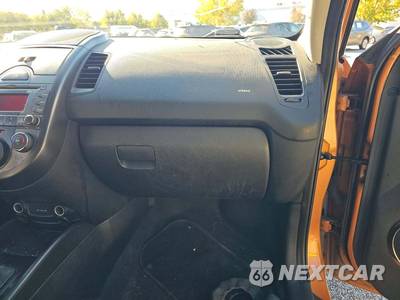 2010 Kia Soul + - zdjęcie 19 z 40 - miniatura