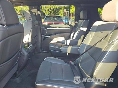 2025 Cadillac Escalade ESV Sport 1SC - zdjęcie 13 z 22 - miniatura