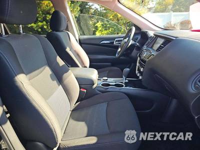 2019 Nissan Pathfinder S - zdjęcie 15 z 22 - miniatura