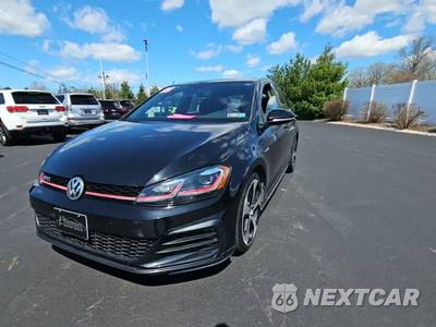 2018 Volkswagen Golf GTI SE Hatchback