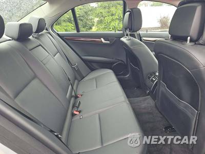 2013 Mercedes-Benz C 300 4MATIC Sedan - zdjęcie 13 z 18 - miniatura