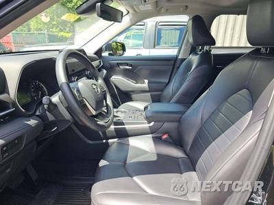 2023 Toyota Highlander XLE - zdjęcie 6 z 26 - miniatura