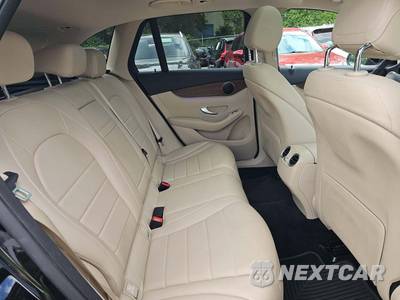 2020 Mercedes-Benz GLC 300 4MATIC - zdjęcie 16 z 27 - miniatura