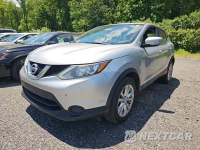 2017 Nissan Rogue Sport S - zdjęcie 1 z 29 - miniatura