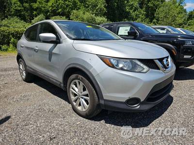 2017 Nissan Rogue Sport S - zdjęcie 4 z 29 - miniatura