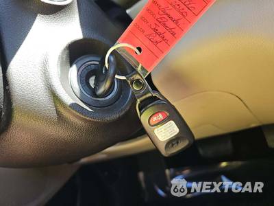 2020 Hyundai Elantra SE Sedan - zdjęcie 5 z 23 - miniatura