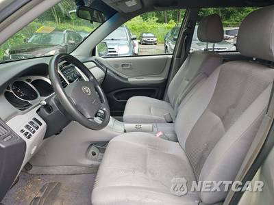 2004 Toyota Highlander w/3rd Row - zdjęcie 6 z 26 - miniatura