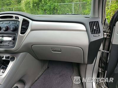 2004 Toyota Highlander w/3rd Row - zdjęcie 19 z 26 - miniatura