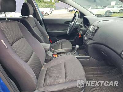 2010 Hyundai Elantra Touring GLS Wagon - zdjęcie 18 z 30 - miniatura