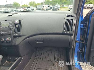 2010 Hyundai Elantra Touring GLS Wagon - zdjęcie 19 z 30 - miniatura