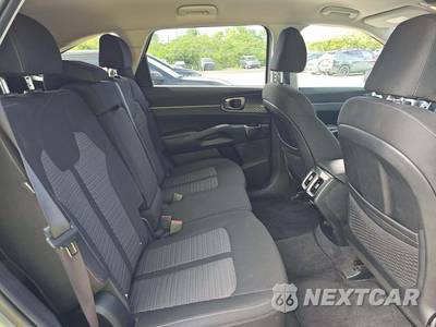 2025 Kia Sorento LX - zdjęcie 17 z 24 - miniatura