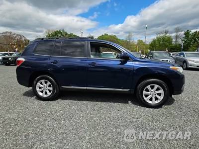 2013 Toyota Highlander Plus - zdjęcie 5 z 30 - miniatura