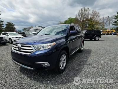 2013 Toyota Highlander Plus - zdjęcie 1 z 30 - miniatura